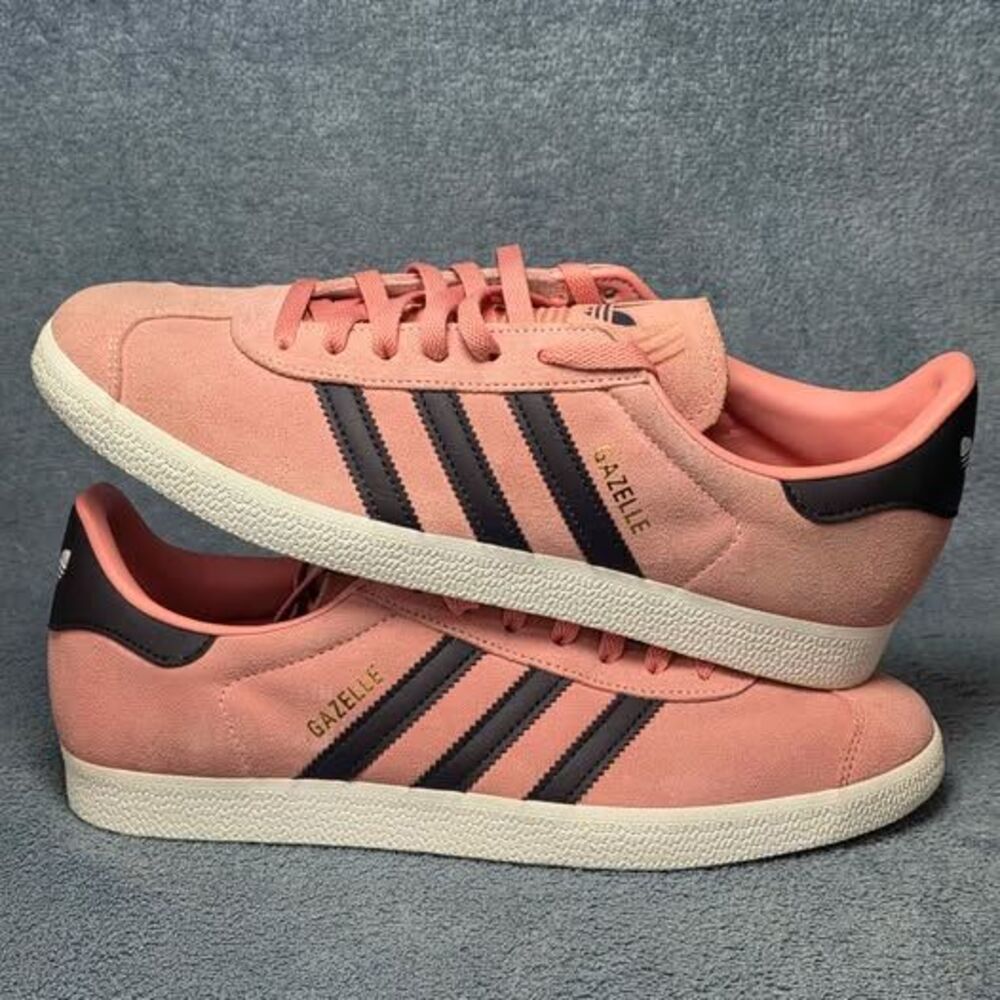 Adidas Gazelle Sneakers Pink Men's Size US 10 or Women's Size 11 New with Tags
